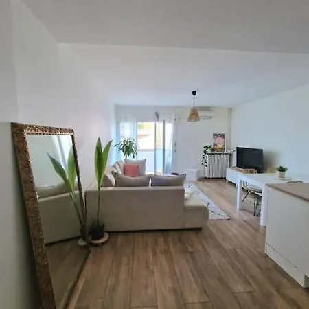 Appartement Cosy A 5 Min Des Plages Hyeres Exterior photo